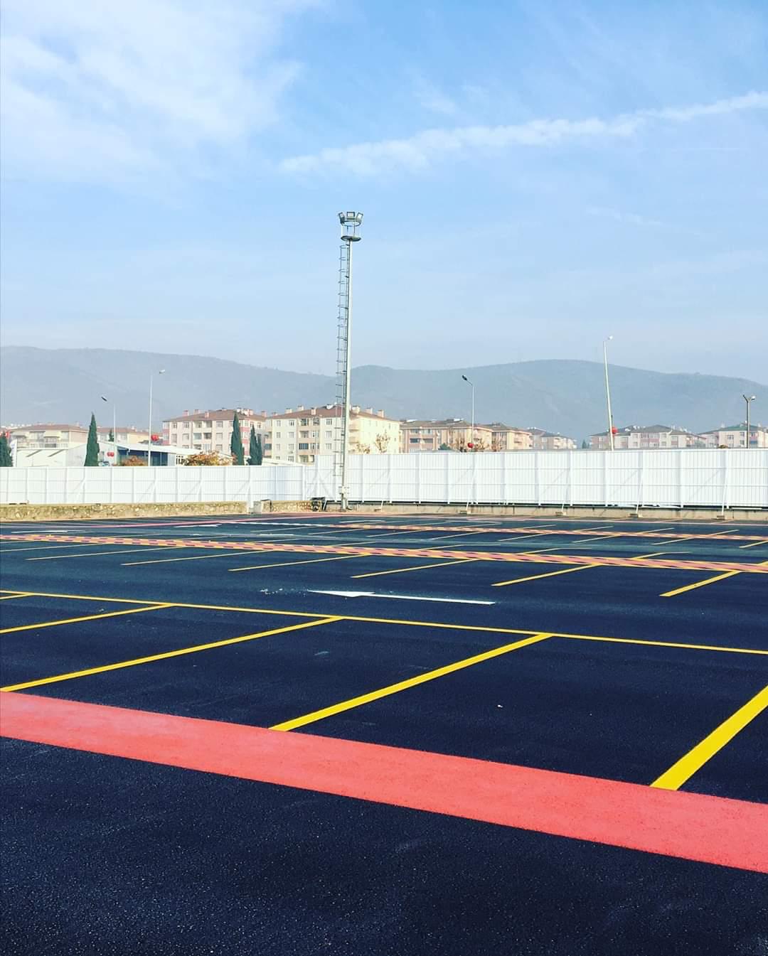 Açık Otopark Çizgileri
