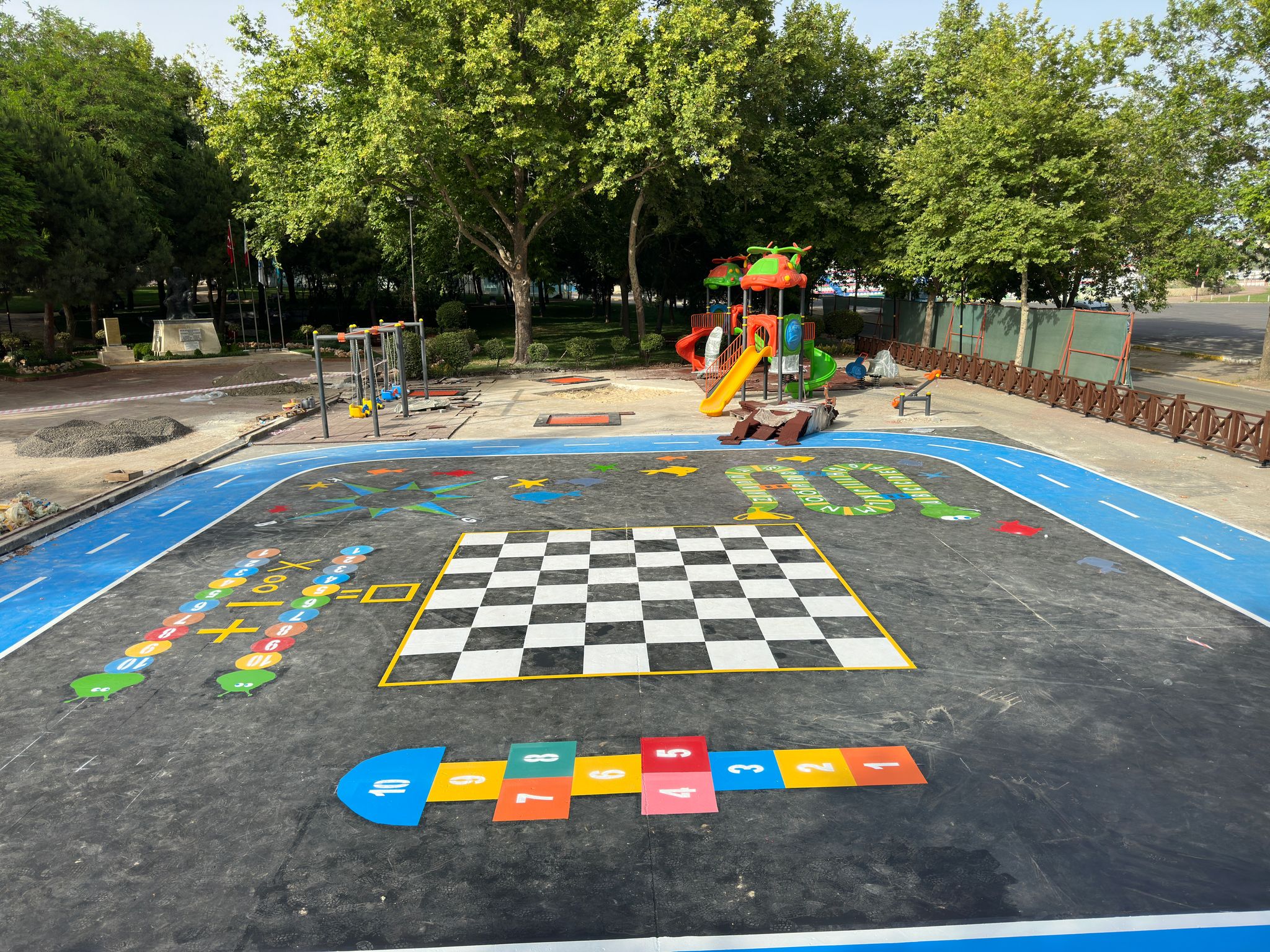 Çocuk Parkı Bakım ve Boyama